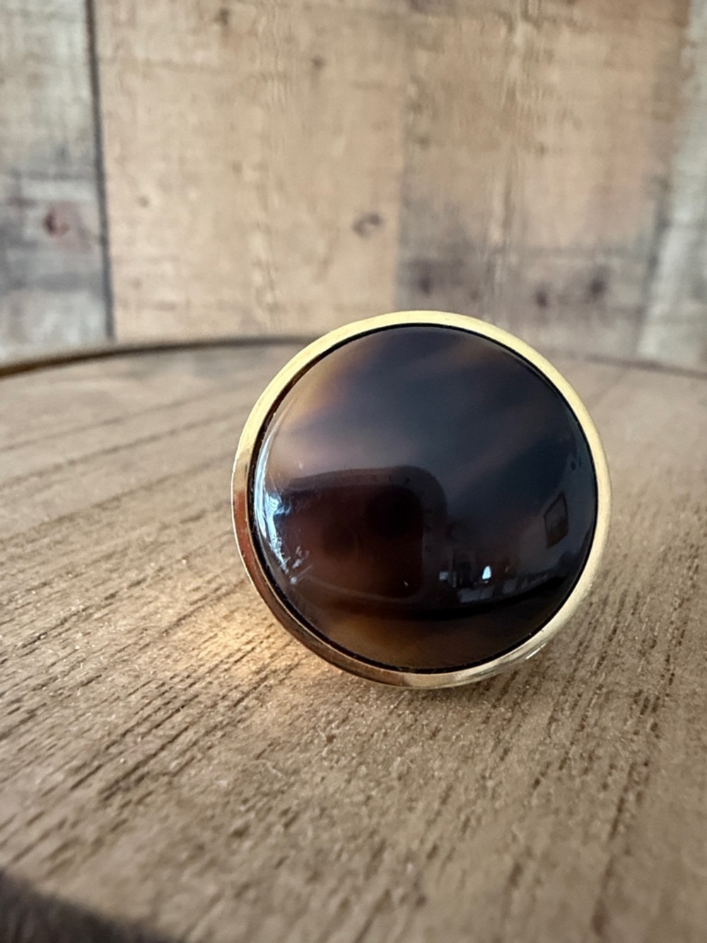 Vintage inspired Michael Kors Gold Tone & Tortoise Cocktail Ring - Picture 4 of 11